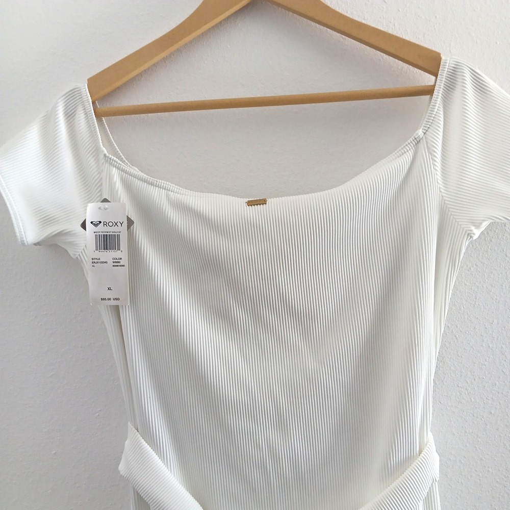NEW Roxy Bright White Mind Of Freedom‎ Off-Shoulder One-Piece Swimsuit XL Travel - Picture 5 of 11